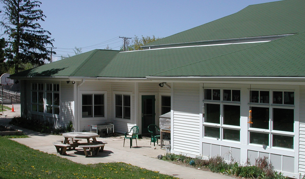 Lexington Montessori School Exterior