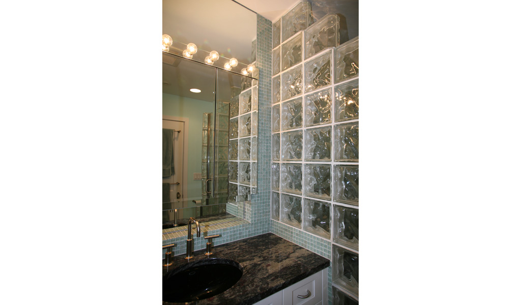Oldenburg Architecture Bathroom